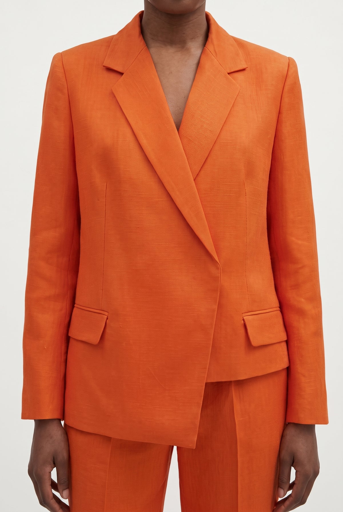 Oversized asymmetric suit | Joy